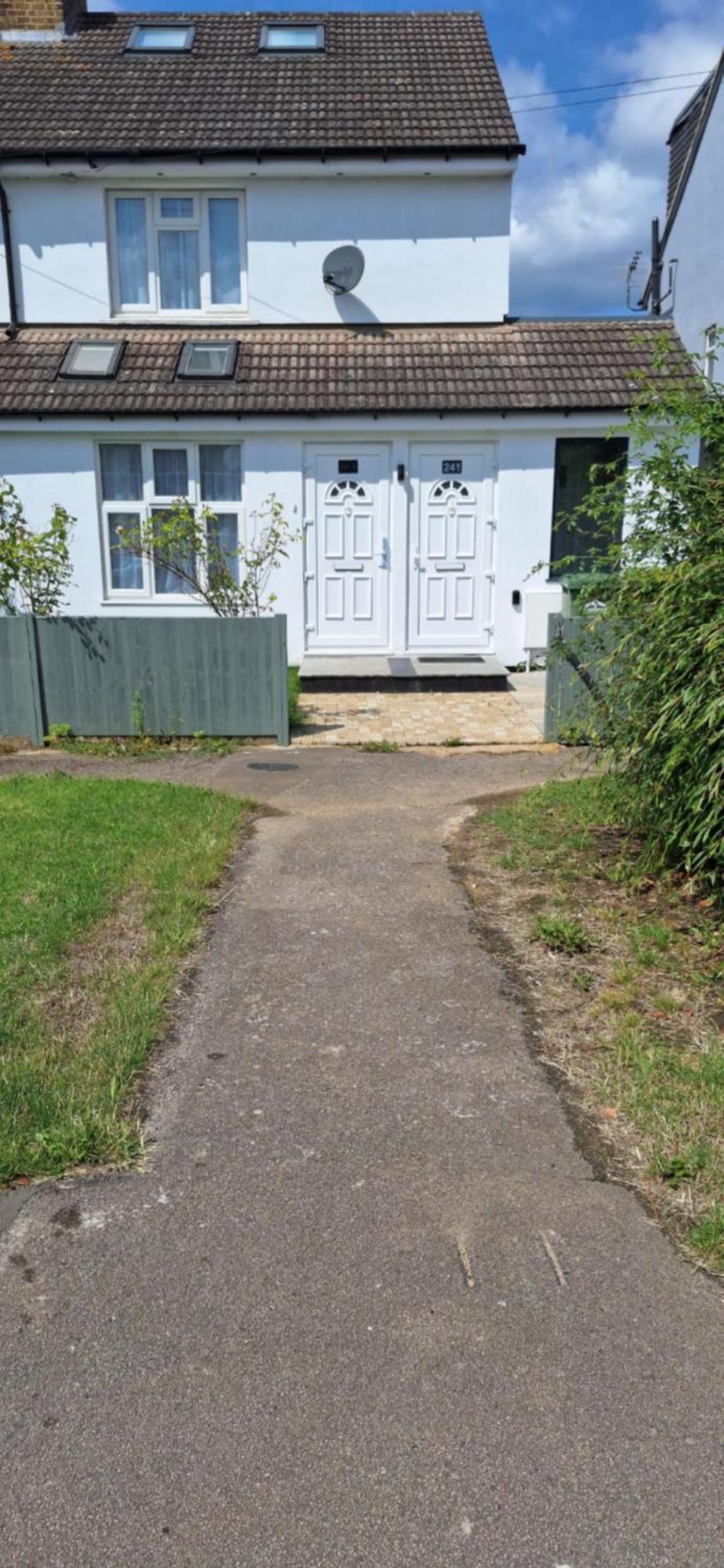 New 3 Bedrooms Flat In Ashford Near Heathrow エクステリア 写真