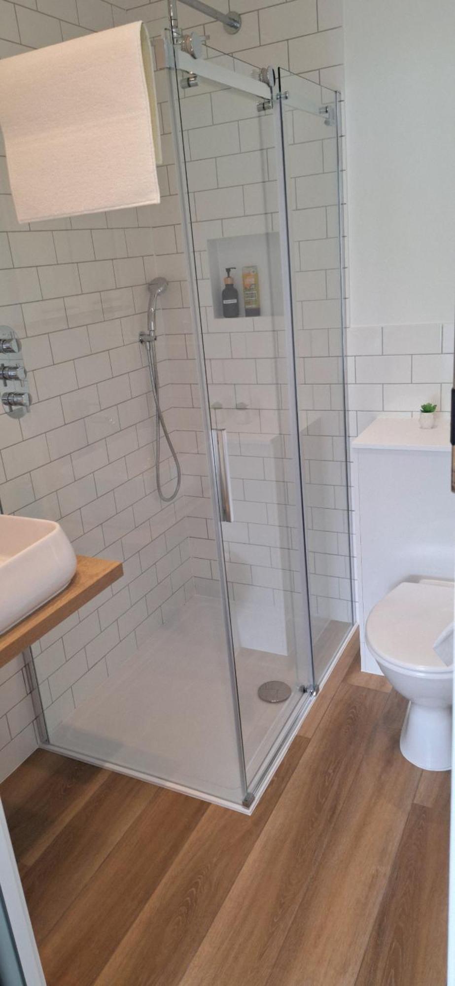 New 3 Bedrooms Flat In Ashford Near Heathrow エクステリア 写真